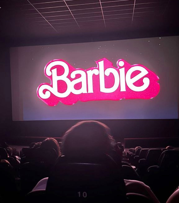 Marea rosa en los cines zaragozanos por el estreno de 'Barbie
